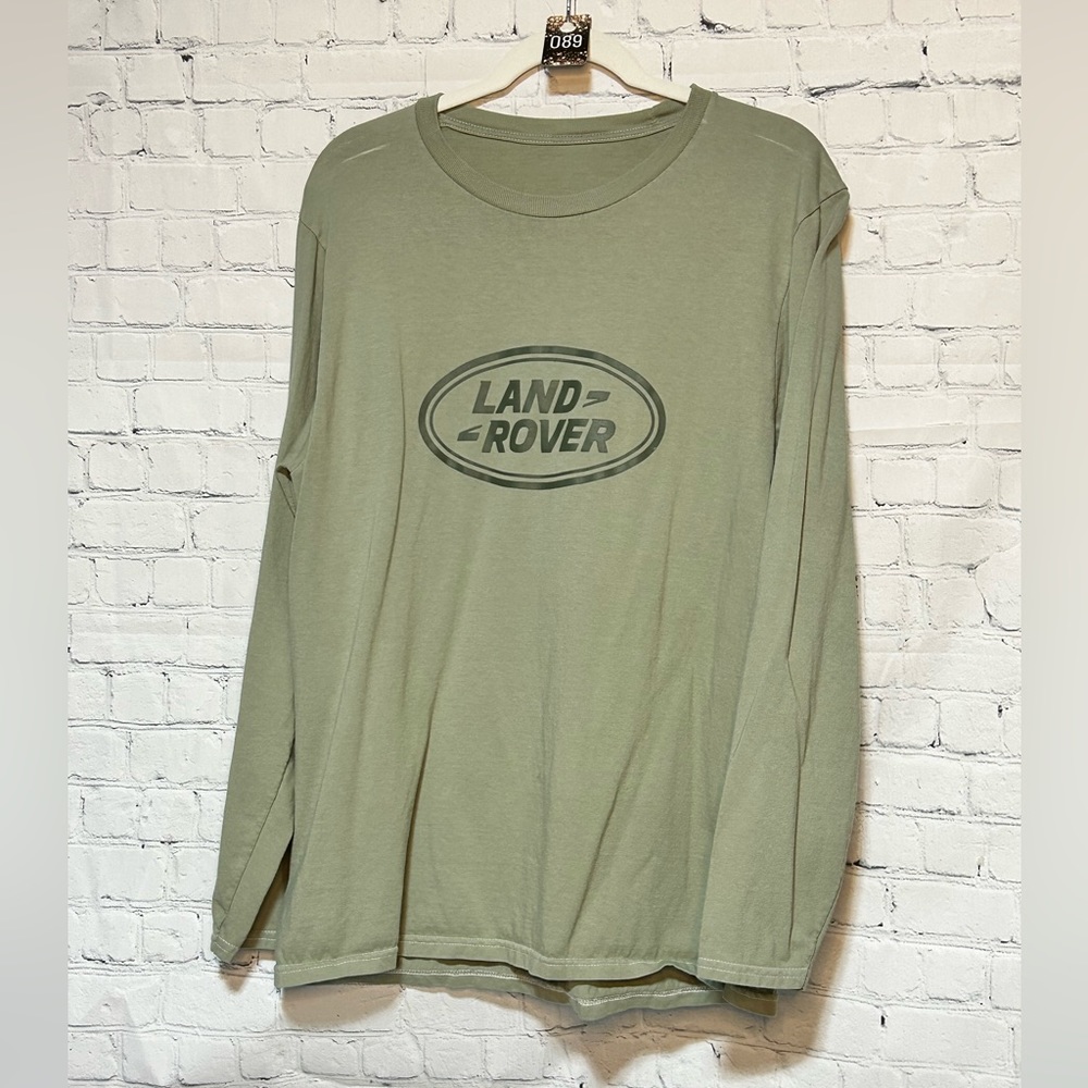 #87 men’s Land Rover long sleeve tee medium
